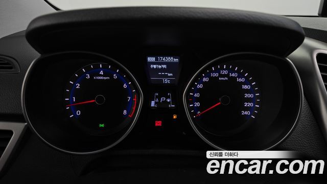 Hyundai i30 2014 — photo 8