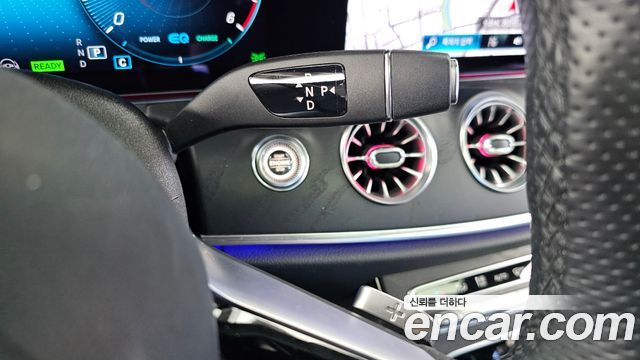 Mercedes-Benz CLS-Class 2023 — photo 9