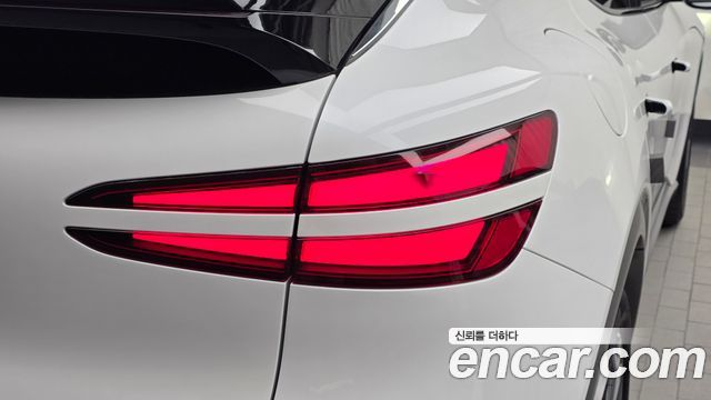 Genesis GV60 2022 — photo 9