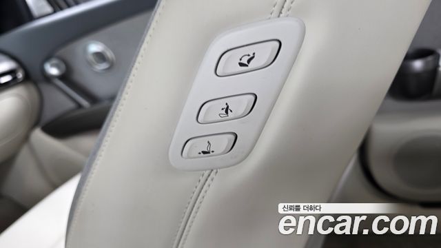 Genesis GV60 2022 — photo 30