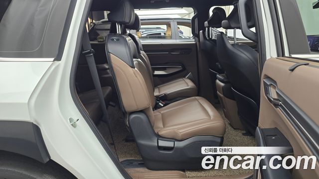 Kia EV9 2024 — photo 17