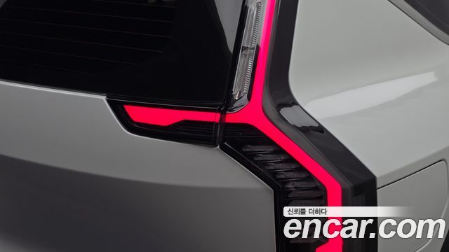 Kia EV9 2024 — photo 9