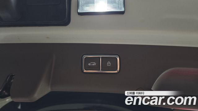 Kia EV9 2024 — photo 33