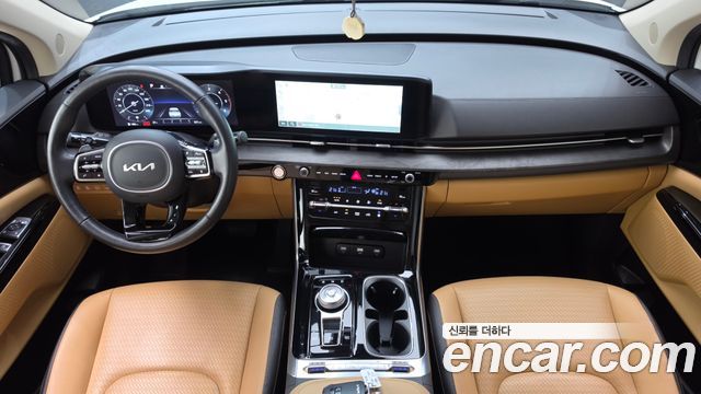 Kia Canival 2023 — photo 10
