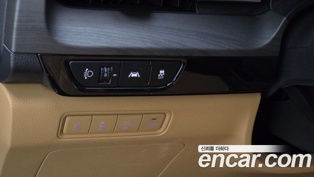 Kia Canival 2023 — photo 27