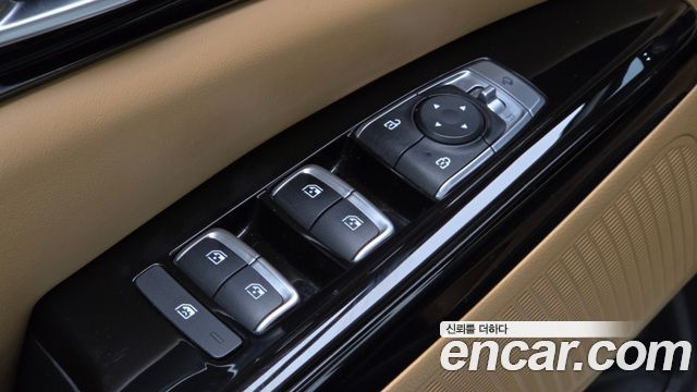 Kia Canival 2023 — photo 29