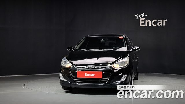 Hyundai Accent 2014 — photo 3