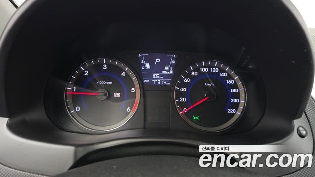 Hyundai Accent 2014 — photo 8