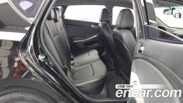 Hyundai Accent 2014 — photo 12