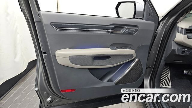 Kia EV9 2024 — photo 14