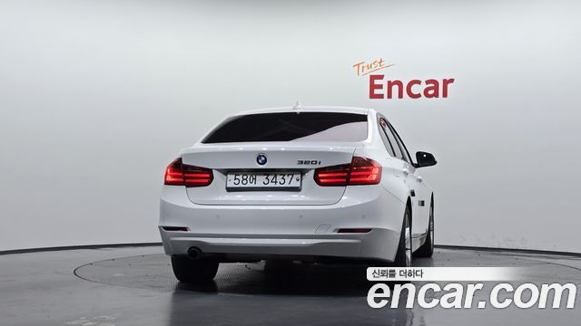 BMW 3-Series 2012 — photo 4