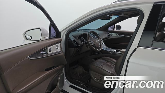 Lincoln MKX 2016 — photo 10