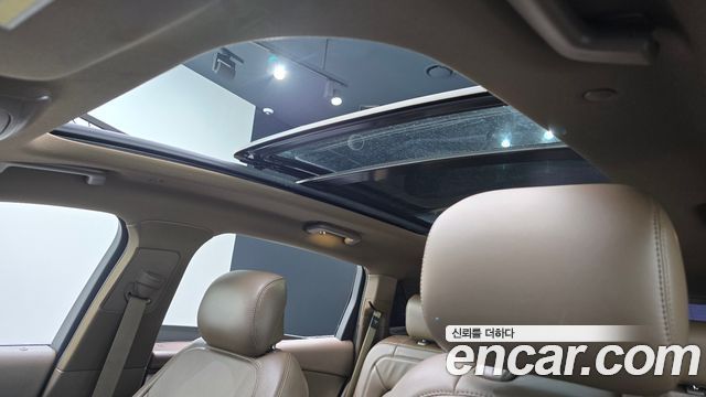 Lincoln MKX 2016 — photo 17