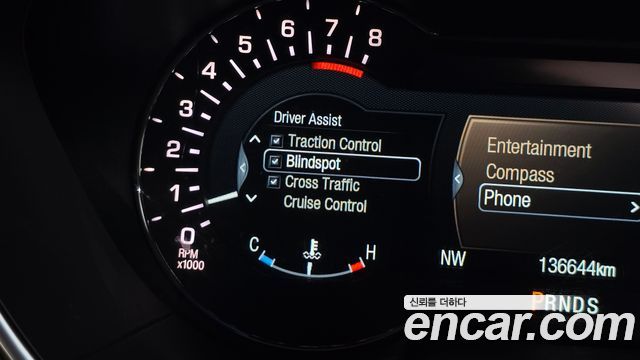Lincoln MKX 2016 — photo 20