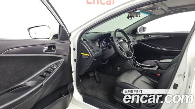 Hyundai Sonata 2012 — photo 10