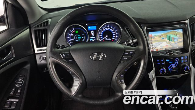 Hyundai Sonata 2012 — photo 13