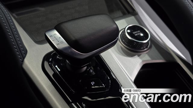 Renault Korea Grand Koleos 2025 — photo 12