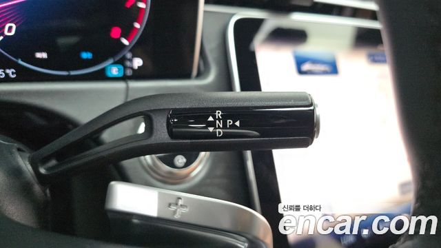 Mercedes-Benz E-Class 2026 — photo 12