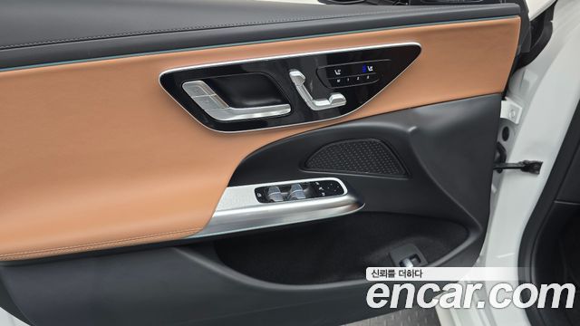 Mercedes-Benz E-Class 2026 — photo 14