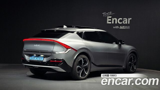 Kia EV6 2023 — photo 2