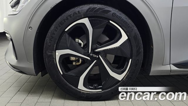 Kia EV6 2023 — photo 5
