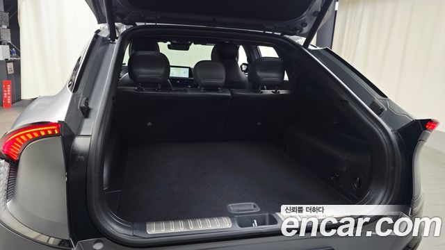 Kia EV6 2023 — photo 25
