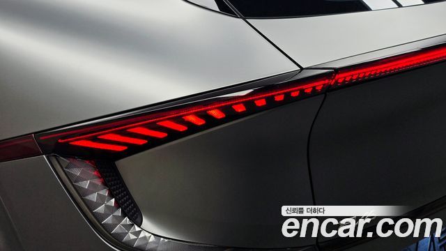 Kia EV6 2023 — photo 9