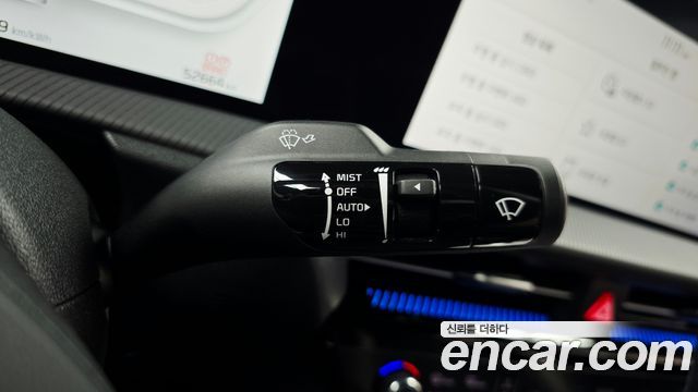 Kia EV6 2023 — photo 28