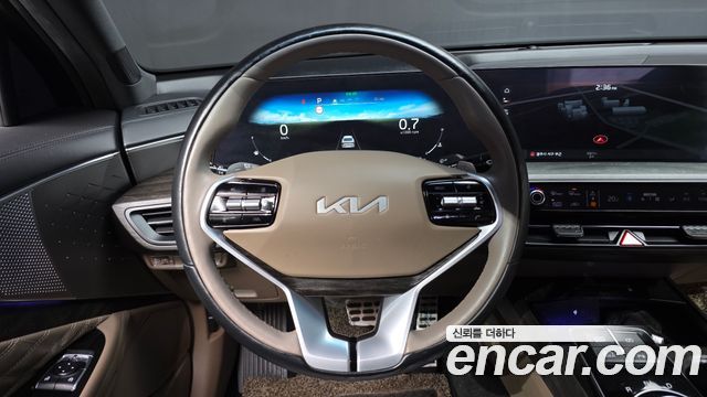Kia K8 2022 — photo 20
