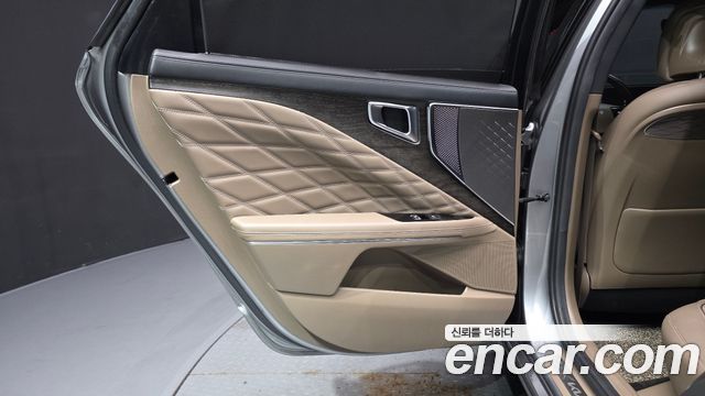 Kia K8 2022 — photo 15