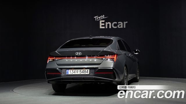 Hyundai AVANTE 2024 — photo 4