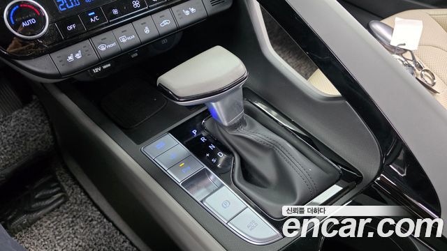 Hyundai AVANTE 2024 — photo 12