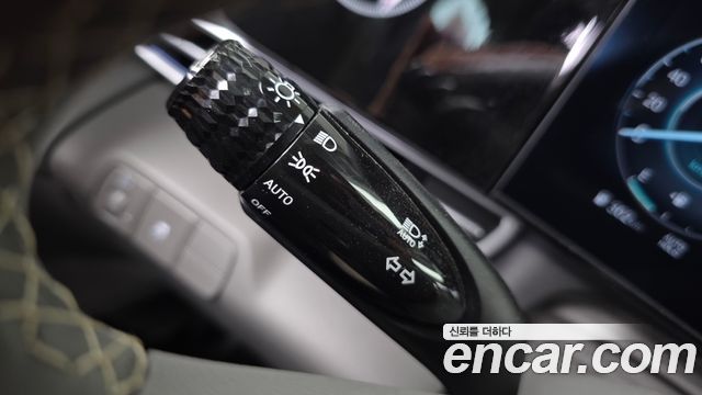 Hyundai AVANTE 2024 — photo 27