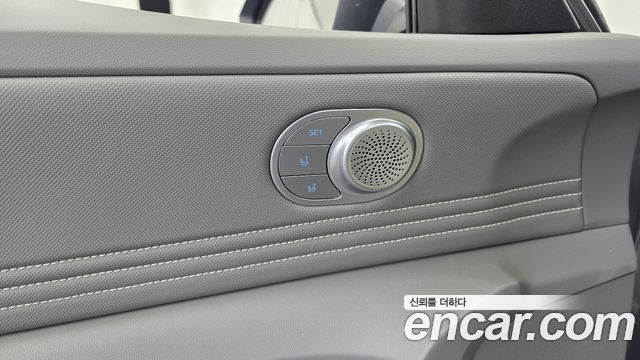 Hyundai AVANTE 2024 — photo 28