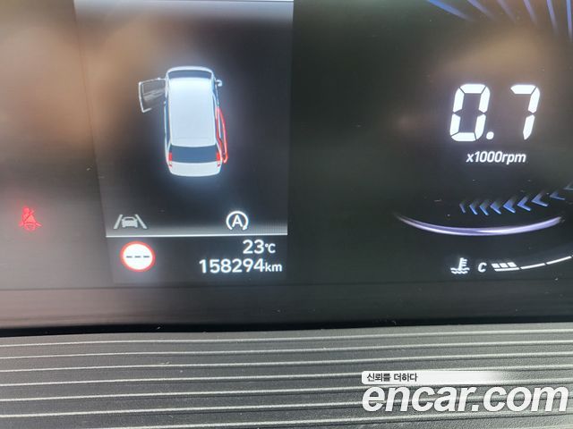 Hyundai Staria 2022 — photo 7