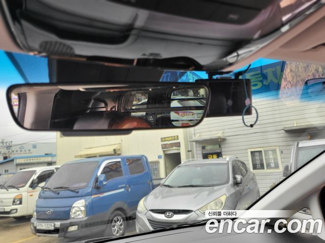 Hyundai Staria 2022 — photo 14