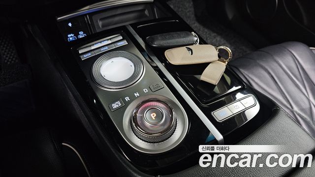 Genesis G80 2022 — photo 9