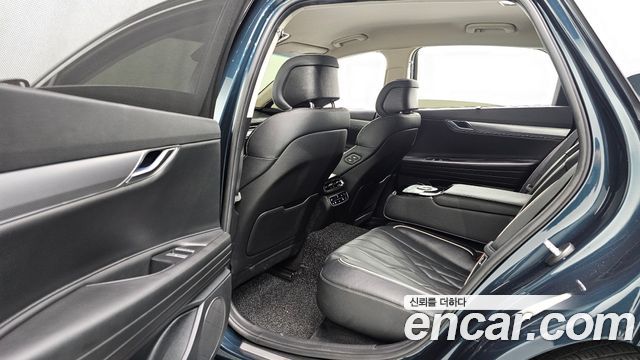 Genesis G80 2022 — photo 12