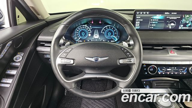 Genesis G80 2022 — photo 13