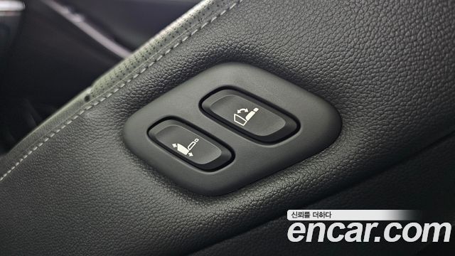 Genesis G80 2022 — photo 18