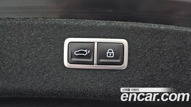Genesis G80 2022 — photo 20