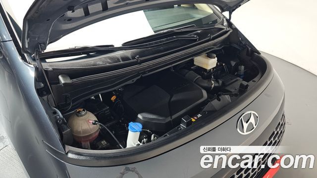 Hyundai Staria 2022 — photo 6