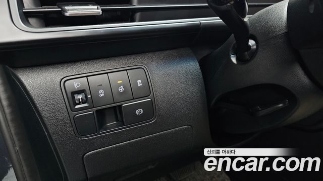 Hyundai Staria 2022 — photo 22