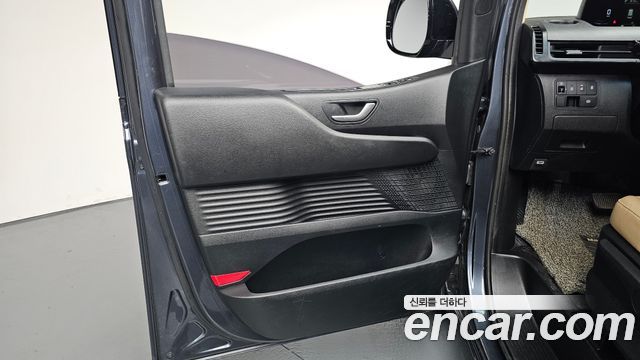 Hyundai Staria 2022 — photo 14