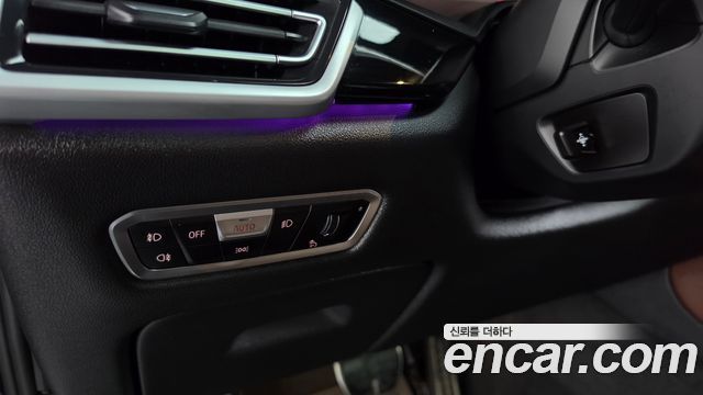 BMW X6 2021 — photo 28