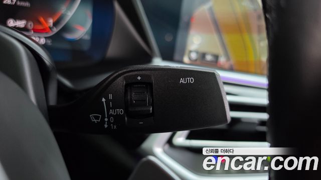 BMW X6 2021 — photo 29