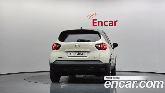 Renault Korea QM3 2018 — photo 4