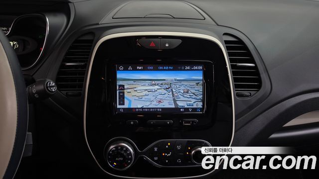 Renault Korea QM3 2018 — photo 18