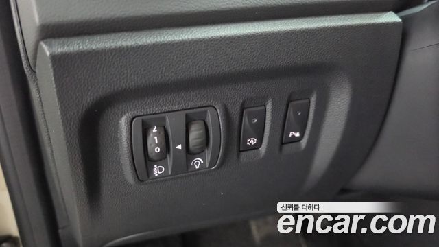 Renault Korea QM3 2018 — photo 24