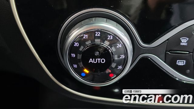Renault Korea QM3 2018 — photo 25